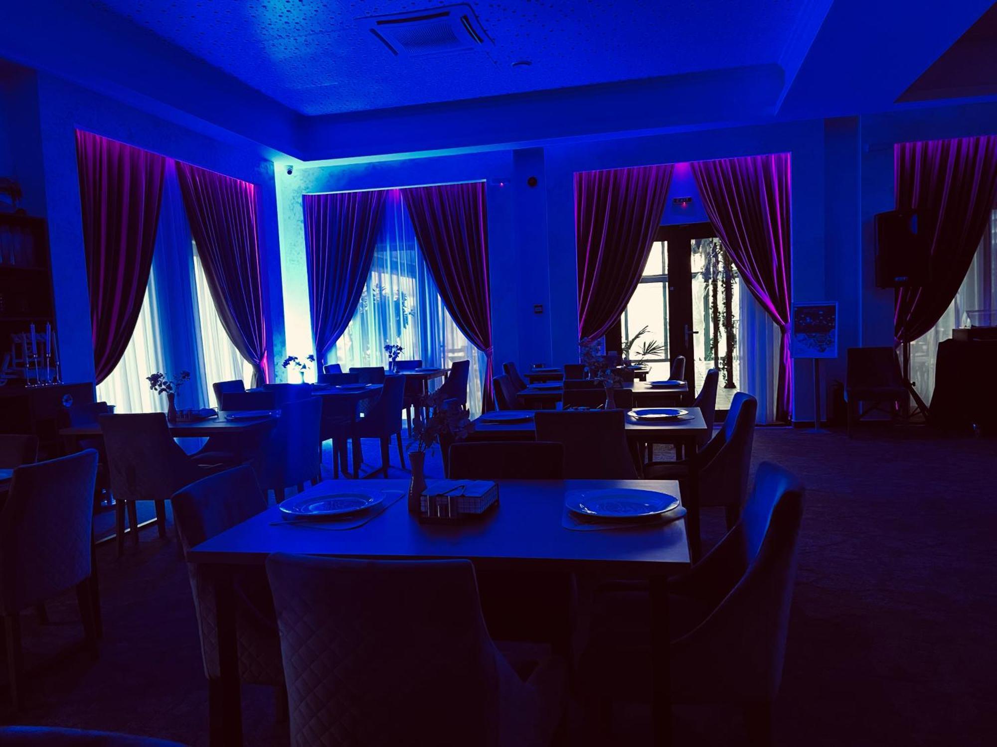 River Place Piteşti Extérieur photo