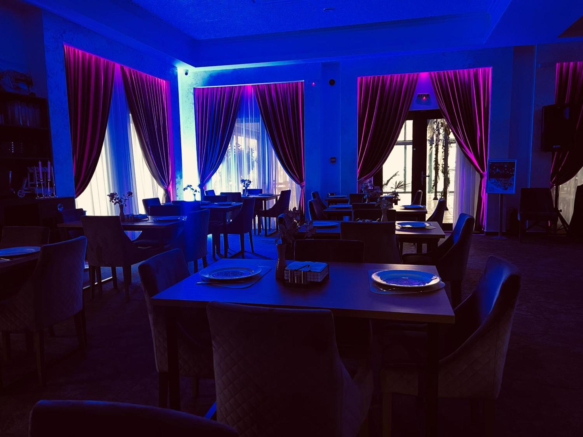 River Place Piteşti Extérieur photo